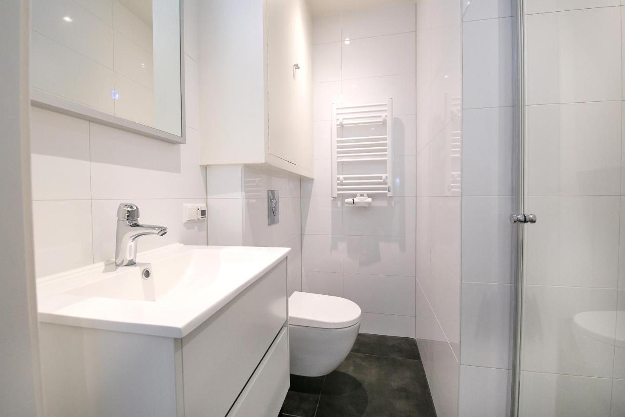 Four Star Apartments - Badhuisstraat Гаага Экстерьер фото